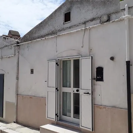 D'Errico'S House * Monte SantʼAngelo
